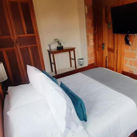 Ayenda Llanogrande Inn Рионегро Экстерьер фото